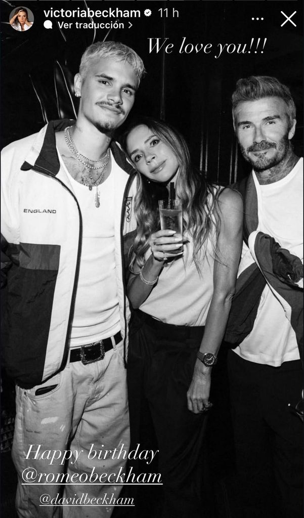 Victoria Beckham compartió esta foto junto a Romeo y David.