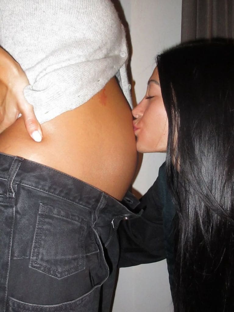 Oriana Sabatini celebró su próximo debut como babá junto a su hermana Tiziana.