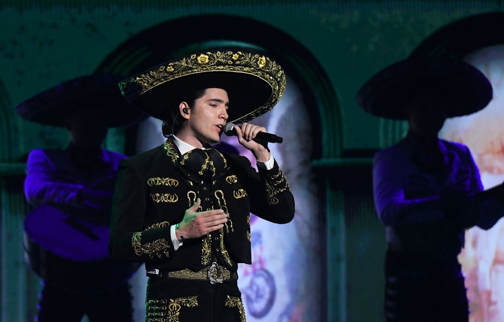 Alex Fernández sufrió una fuerte intoxicación tras un concierto en Las Vegas,
