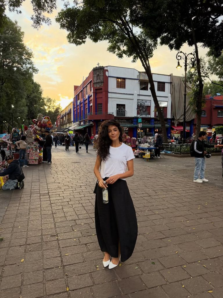 Ale Capetillo llevó a Nader a recorrer Coyoacán, uno de los barrios más coloridos de la Ciudad de México.