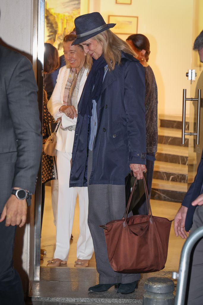 La infanta Elena con Cristina de Borbón- Dos Sicilias