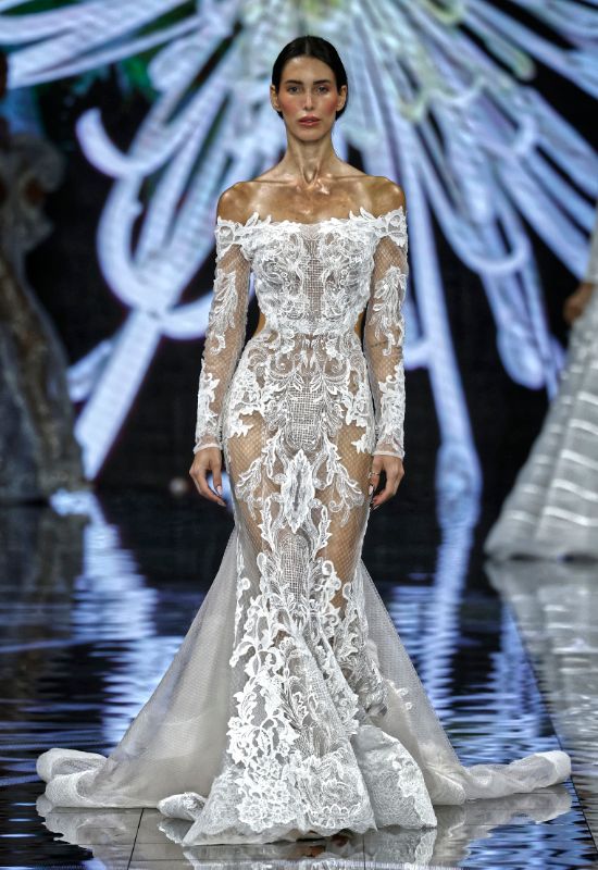 Marta López Álamo desfila en la BBFW 2023