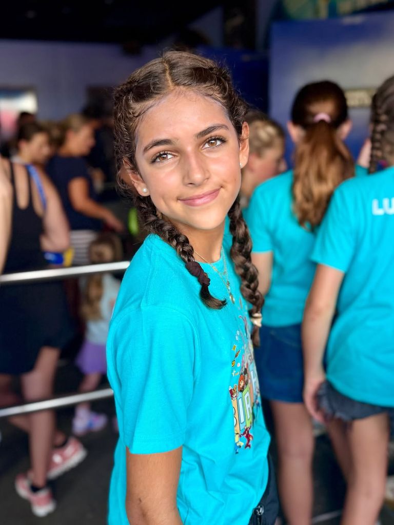 Caro, hija de Jacky Bracamontes, tuvo un increíble festejo por su cumpleaños 12.