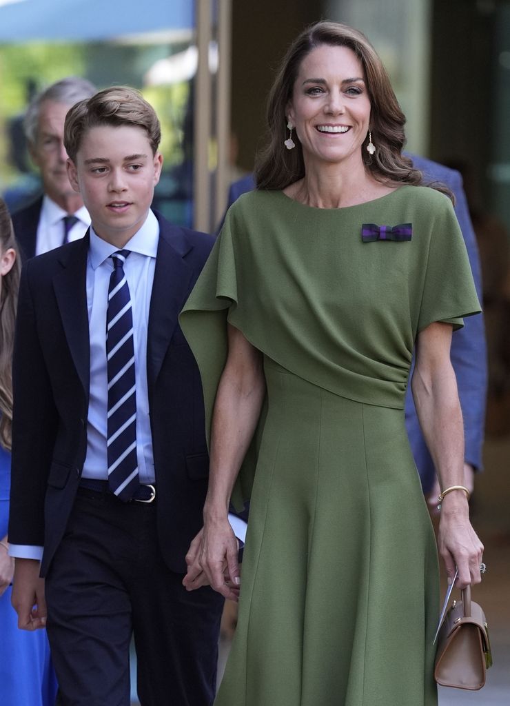 Kate consideraba varias alternativas académicas para su su hijo George.