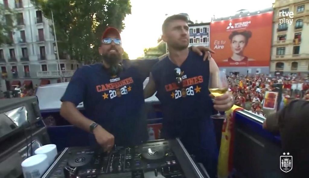 Borja Iglesias, de jugador a DJ