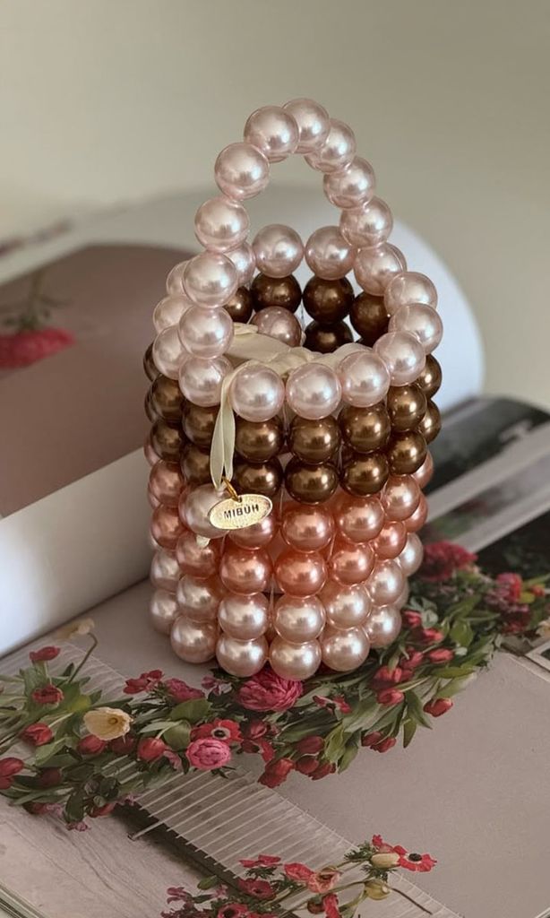 Bolso invitada de perlas