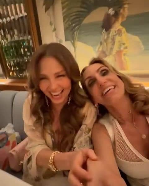 Lili Estefan no pudo faltar en los festejos de su gran amiga, Thalía