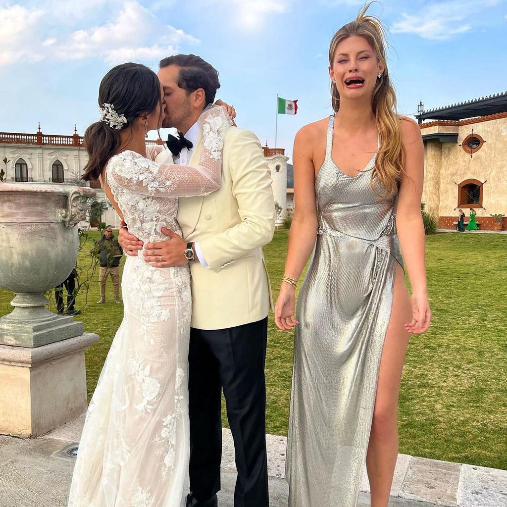 boda hermana de juanpa zurita