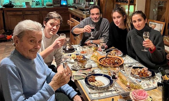 El actor con sus hijos Anthony y Alain-Fabien