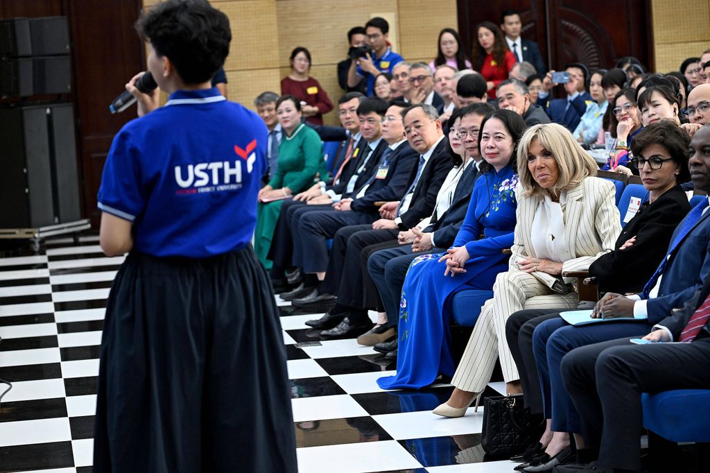 Visita institucional de Brigitte y Emmanuel Macron