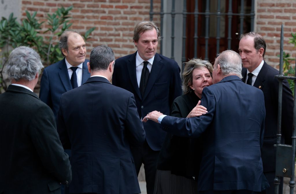 Rey Juan Carlos en el funeral de Fernando Gómez-Acebo