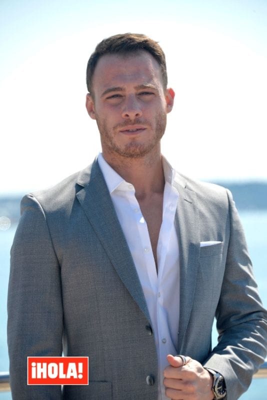Kerem Bürsin vuelve al trabajo con una nueva comedia romántica