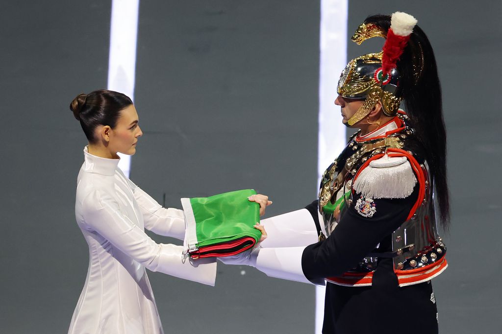Vittoria Ceretti en la ceremonia de inauguración de los Juegos Olímpicos de Invierno 2006.