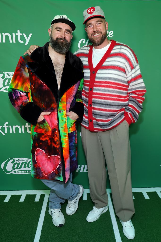 Jason Kelce y Travis Kelce captados en febrero pasado en San Francisco, California.