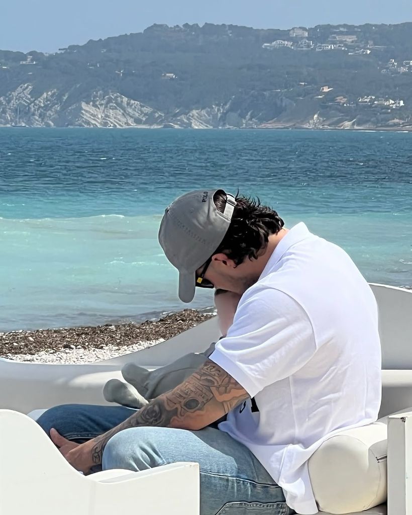 Carlo Costanzia comparte algunas fotos con su hijo y Alejandra