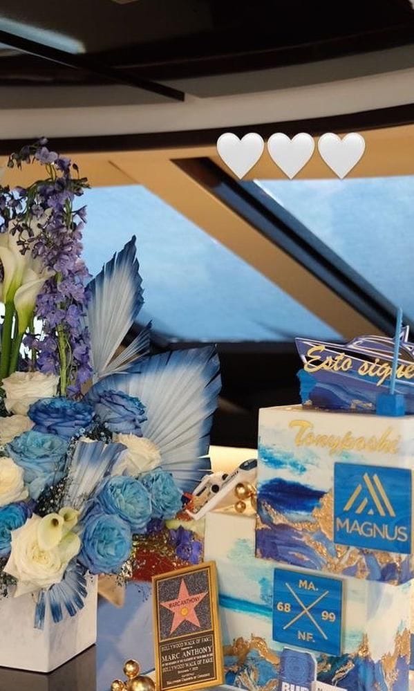nadia ferreira celebra el cumplea os de marc anthony
