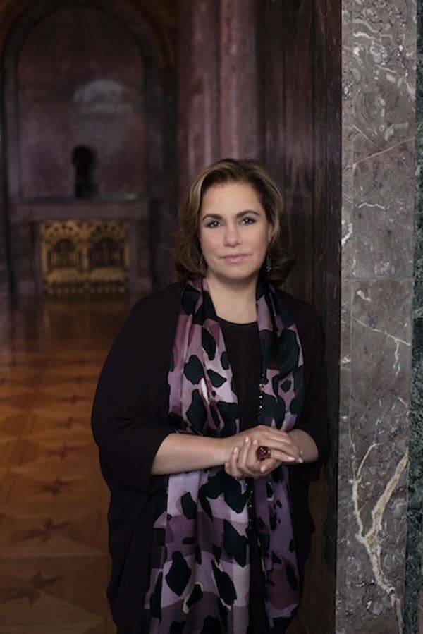 La gran duquesa María Teresa, en la imagen en el interior del castillo de Colmar-Berg, no esquivó ningún tema y no dudó en salir en defensa de su nuera, la princesa Stéphanie, por la relación de ésta con una empresa acusada actualmente de haber estafado a 300 inversores © 2016 Casa Gran Ducal de Luxemburgo/Todos los derechos reservados 
