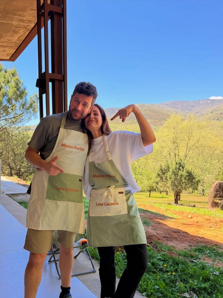 Nuria con su hermano
