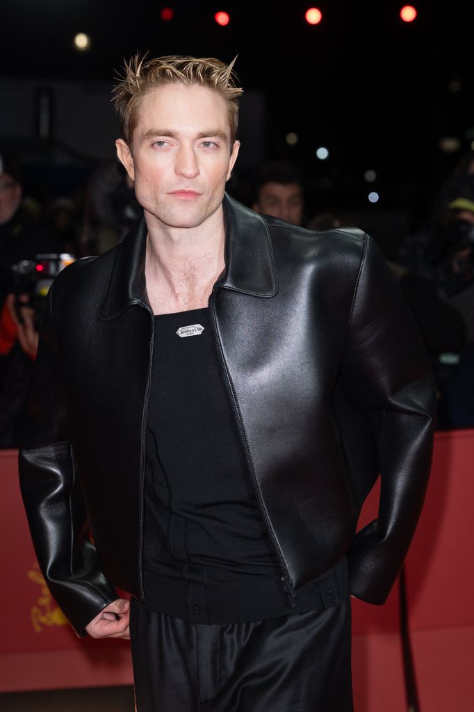Robert Pattinson, presentando 'Mickey 17' en la Berlinale de 2025
