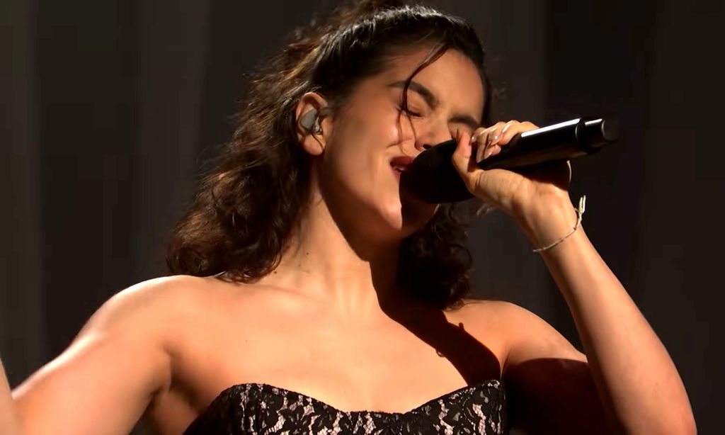 Rosalía interpreta su tema 'Reliquia' en el 'Saturday Night Live'
