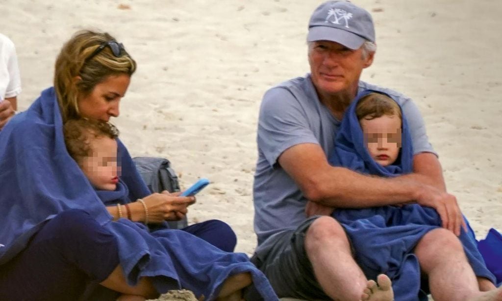 Richard Gere HOLA 4063