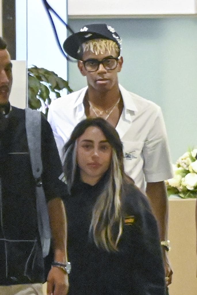 Lamine y Nicki viajaron el pasado domingo, en cuanto acabó el entrenamiento del Fútbol Club Barcelona. 