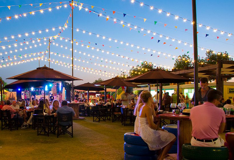 Food-Trucks-en-el-Gastro-Garden-en-el-Santa-Mar°a-Polo-Club_a