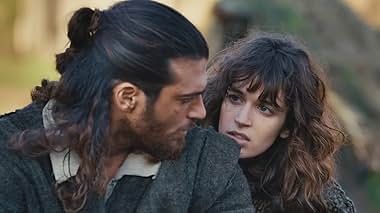 Can Yaman y Greta Ferro en 'El turco'