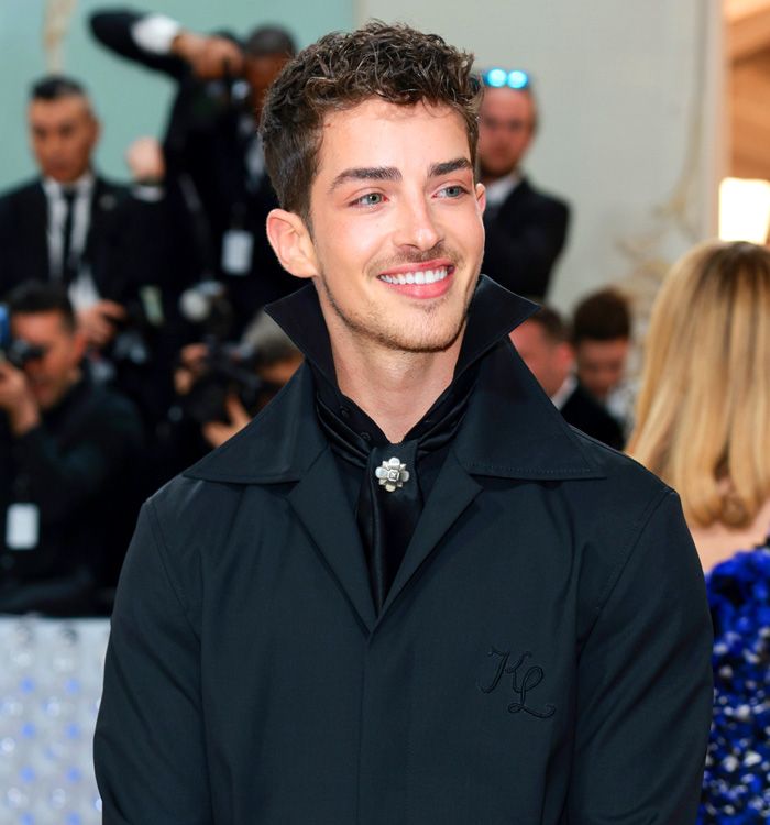 Manu Ríos, el actor español que ha vuelto a triunfar en la Gala MET