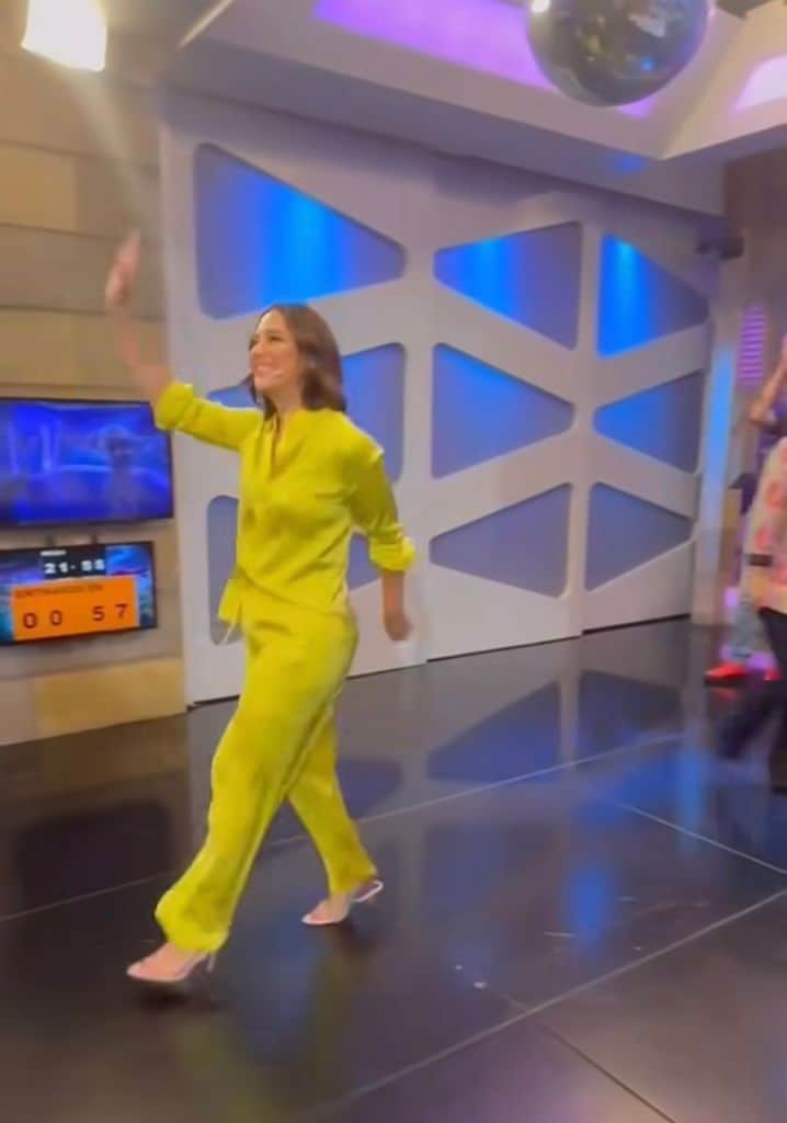 Tamara Falcó con traje flúor en El Hormiguero