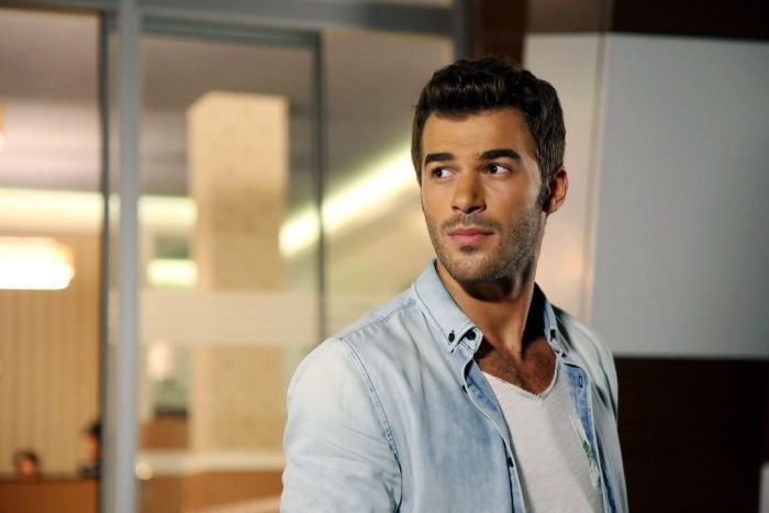 Yusuf Çim en 'Con olor a fresas'