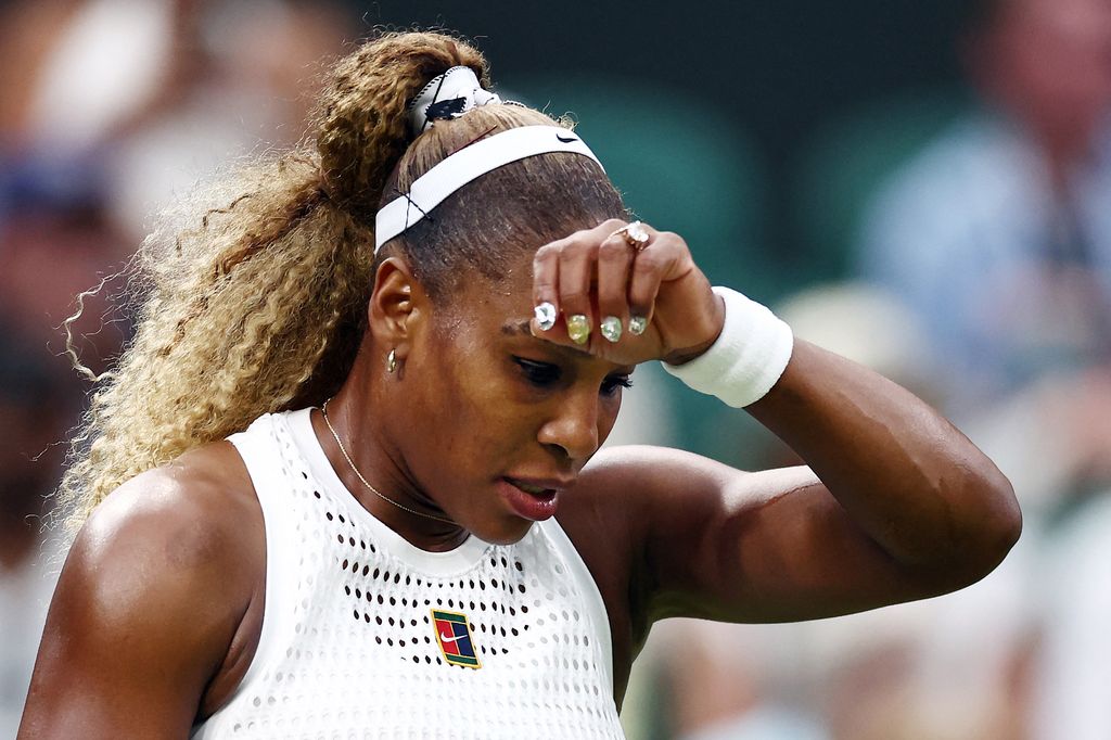 La manicura de Williams no rompe ninguna regla del código de vestimenta y comportamiento del exclusivo torneo.