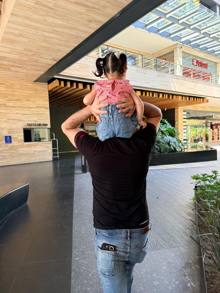 José Eduardo Derbez también le envió un lindo mensaje a su hija, Tessa 