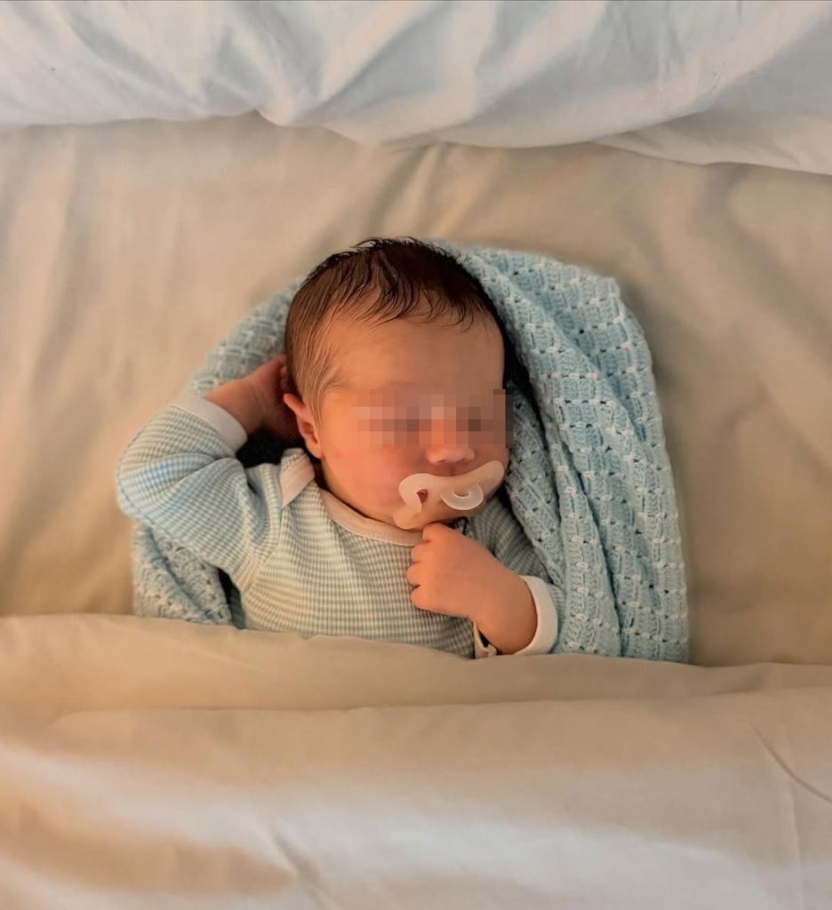 Blanca Llandres y Alberto Herrera presentan a su primer hijo, Marcos