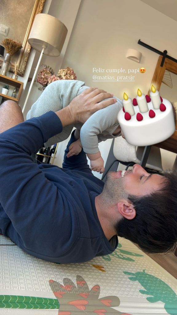 "Feliz cumple, papi", ha escrito Claudia Collado