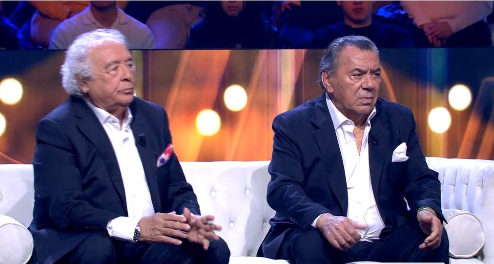 El dúo musical estuvo entre los invitados del último programa de 2025