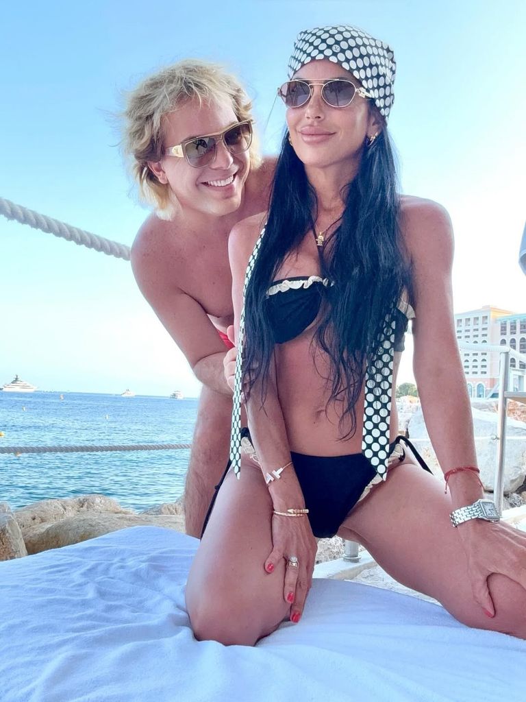 La encargada de subir las fotos más especiales de este viaje fue Mariela Sánchez, novia del cantante.