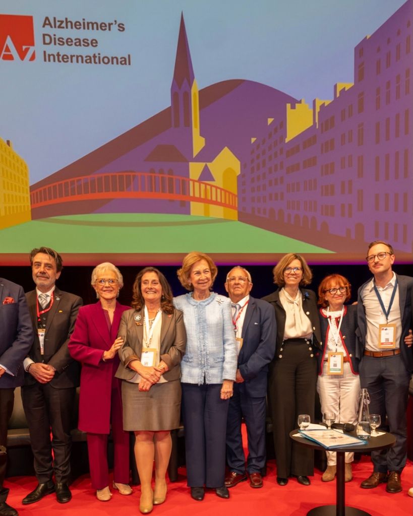 Otra imagen de ambas amigas en la Conference of Alzheimer’s Disease International (ADI)