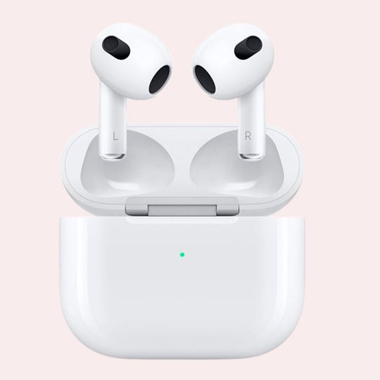 Apple AirPods 3ª Generación con Estuche de Carga Lightning