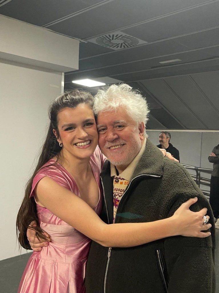 Amaia y Pedro Almodóvar