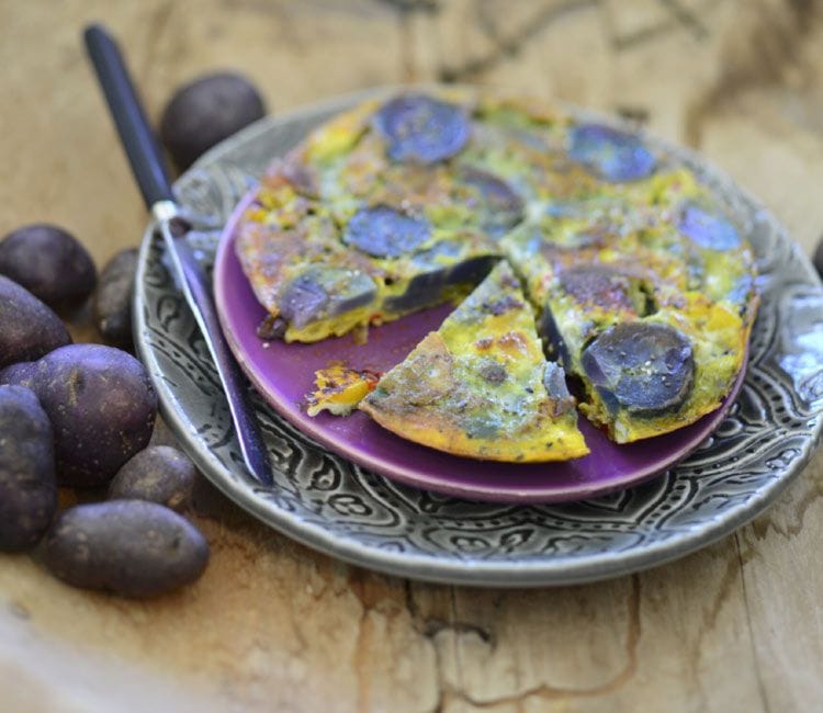 Tortilla de patata morada