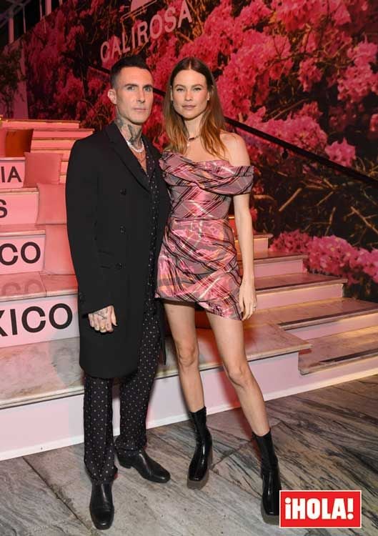 Adam Levine y Behati Prinsloo