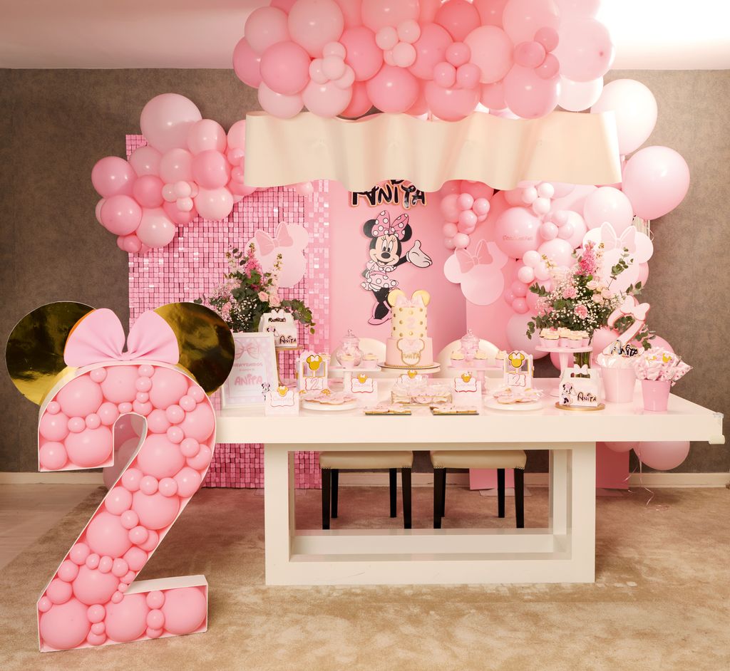 La decoración de la fiesta de cumpleaños de Anita Obregón