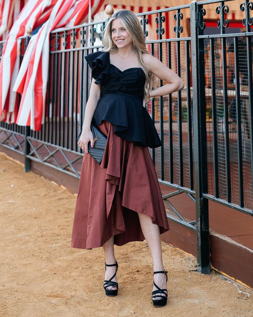 Feria de abril de Sevilla invitada Belén Yñiguez