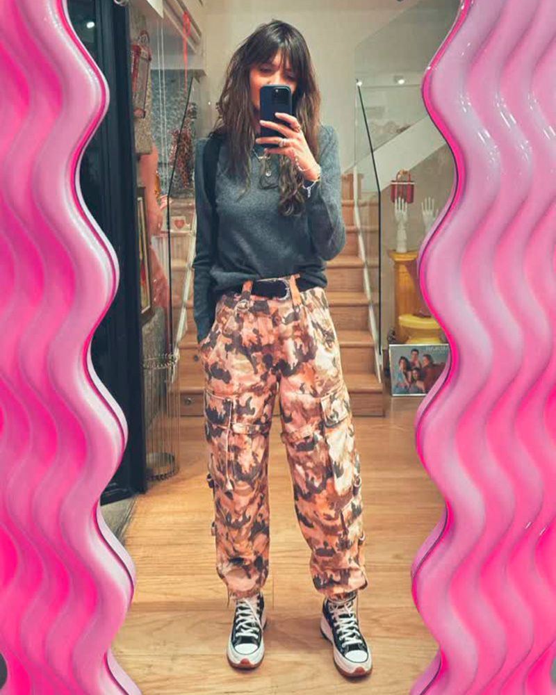 Sara Carbonero con pantalón de camuflaje