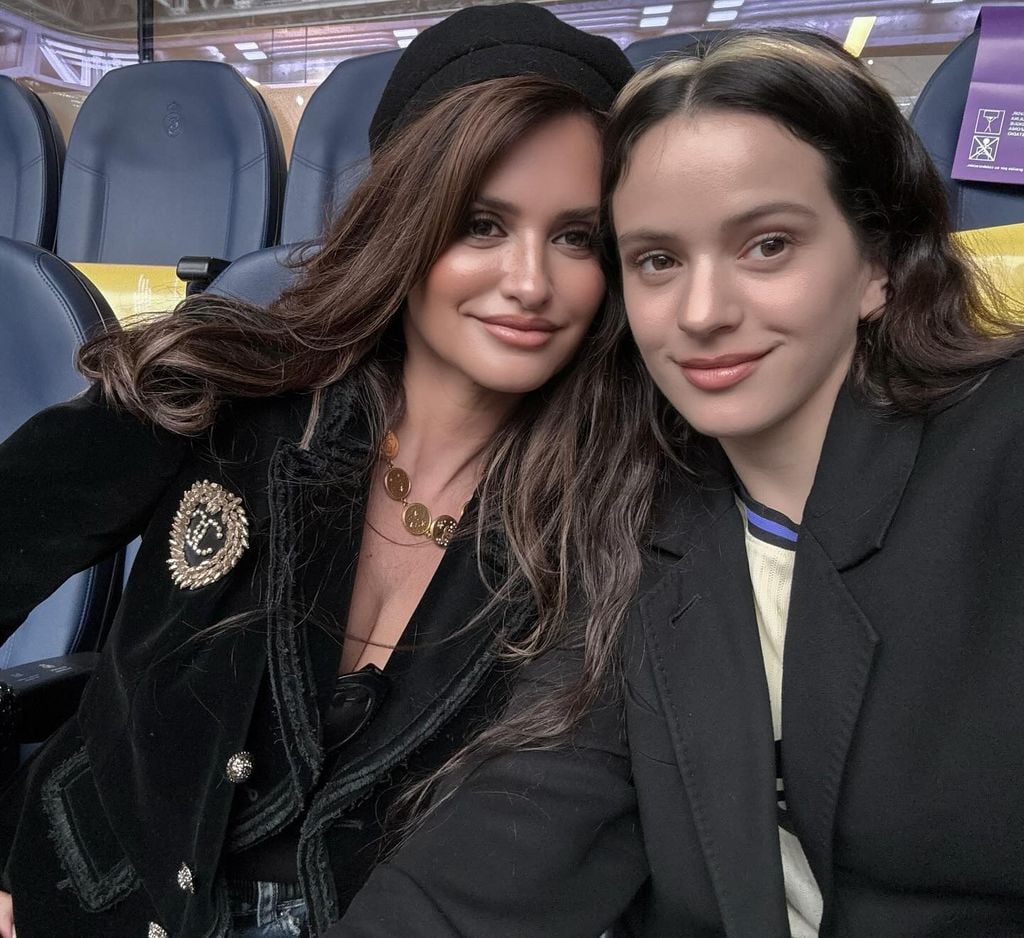 Rosalía y Penélope Cruz