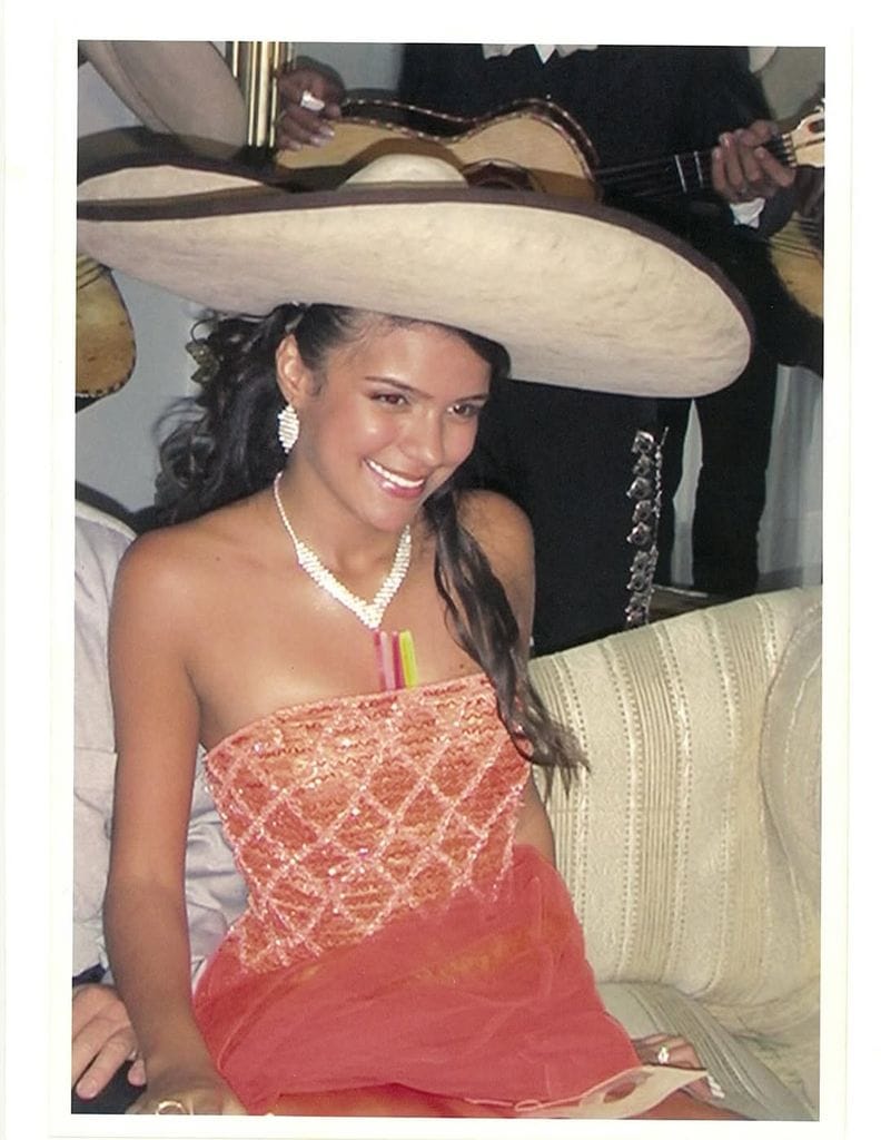 Karol G se la pasó muy bien y hasta se lució con un sombrero charro 