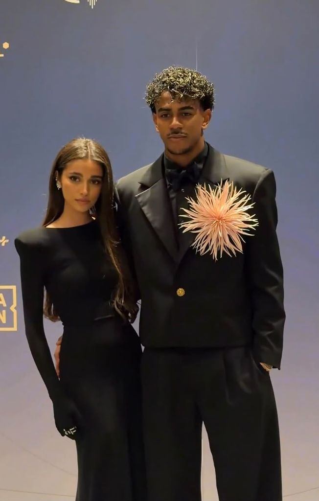 Lamine Yamal con Inés García en la gala del Balón de Or 2026