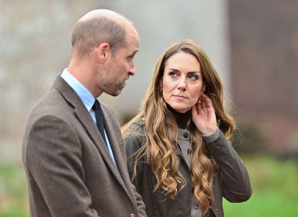 El príncipe William y la princesa Kate en Cookstown, Irlanda del Norte.