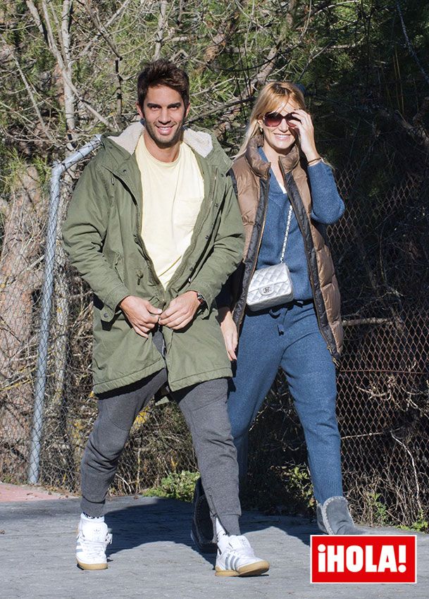 Alba Carrillo y Santi Burgoa